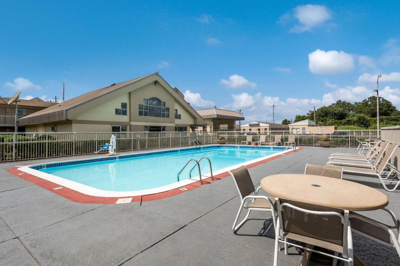Best Western University Inn Tuscaloosa Eksteriør billede